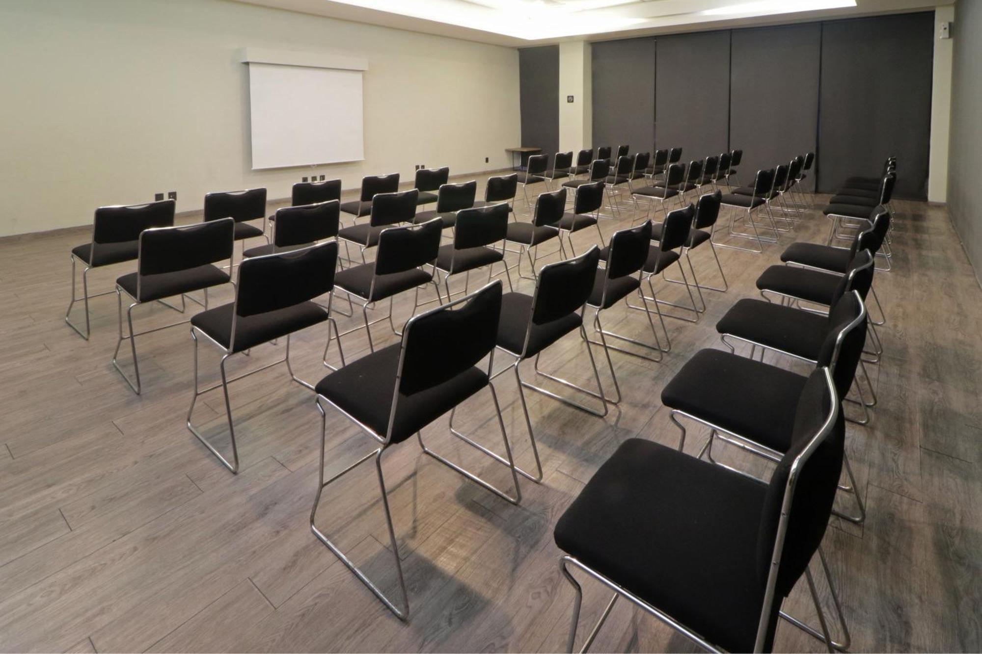 City Express Plus By Marriott Monterrey Galerias Экстерьер фото