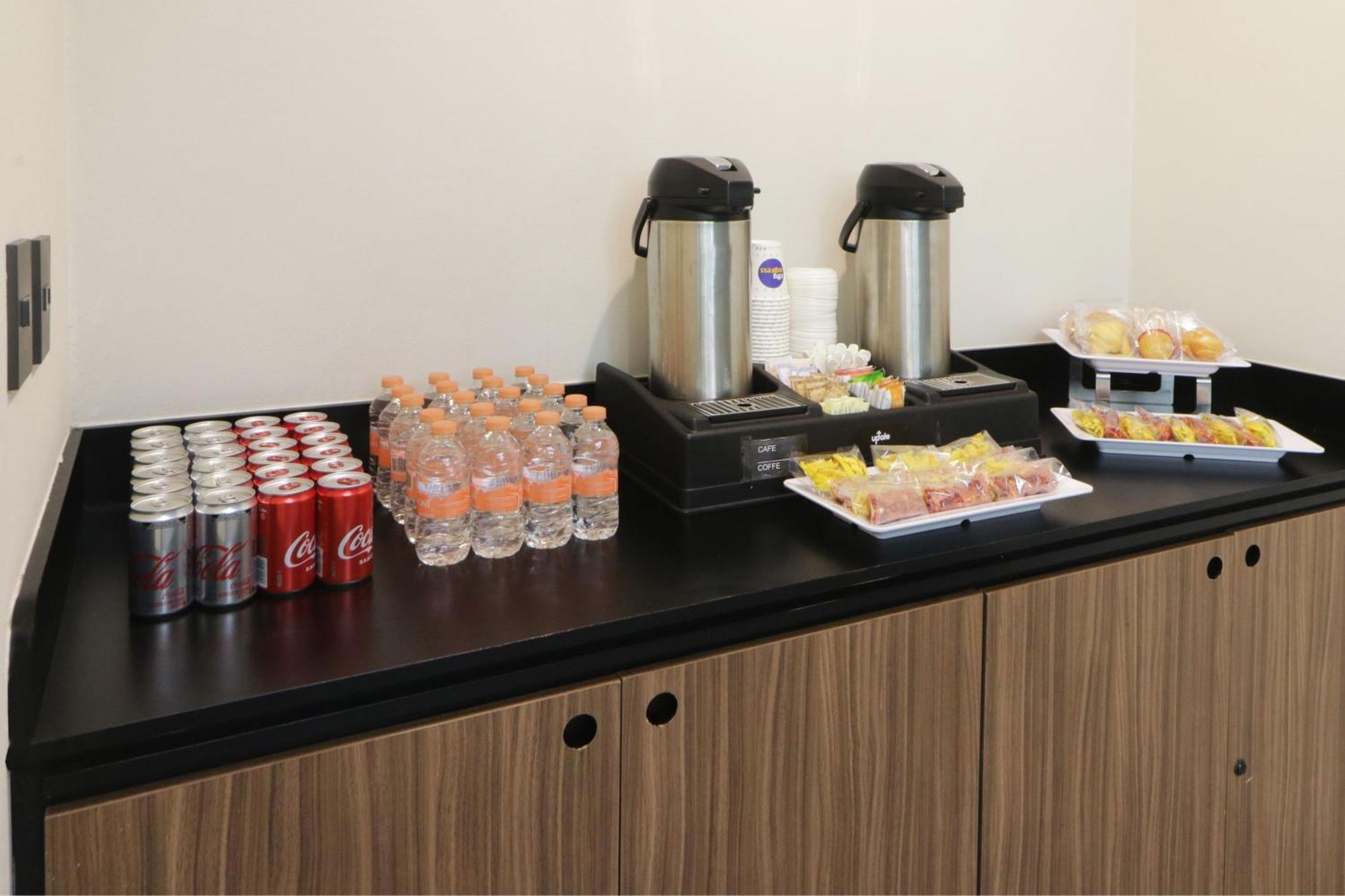 City Express Plus By Marriott Monterrey Galerias Экстерьер фото