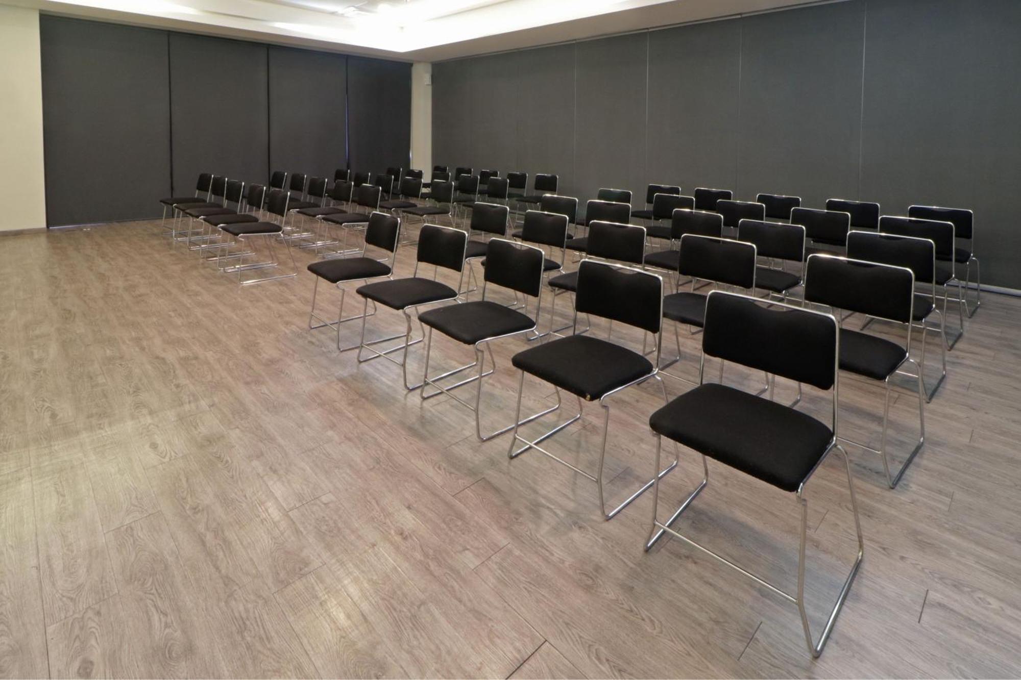 City Express Plus By Marriott Monterrey Galerias Экстерьер фото