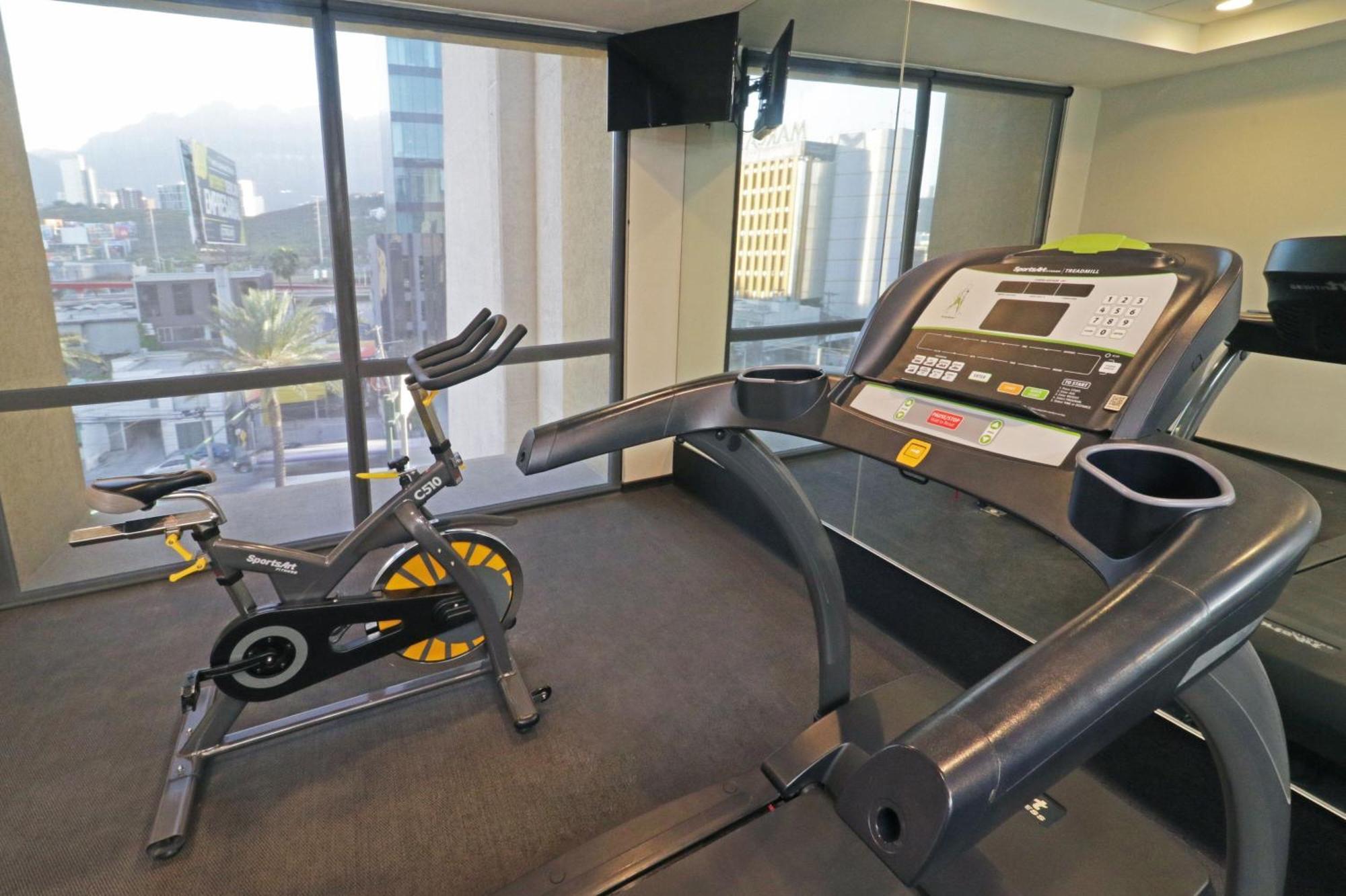 City Express Plus By Marriott Monterrey Galerias Экстерьер фото