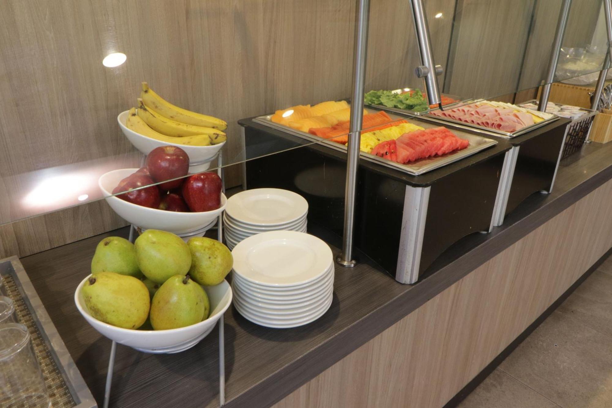City Express Plus By Marriott Monterrey Galerias Экстерьер фото