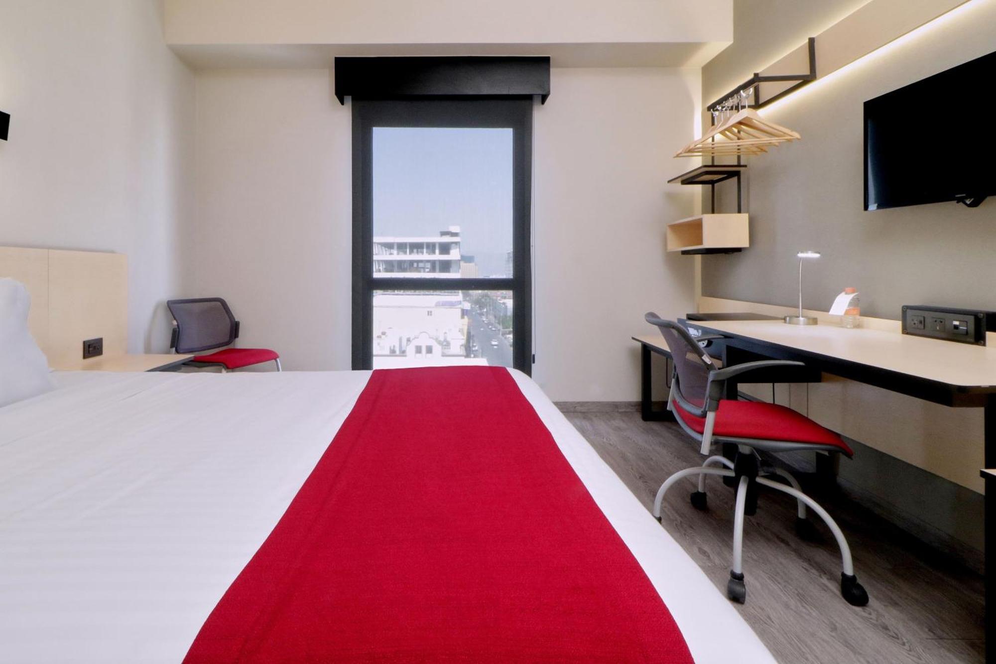 City Express Plus By Marriott Monterrey Galerias Экстерьер фото