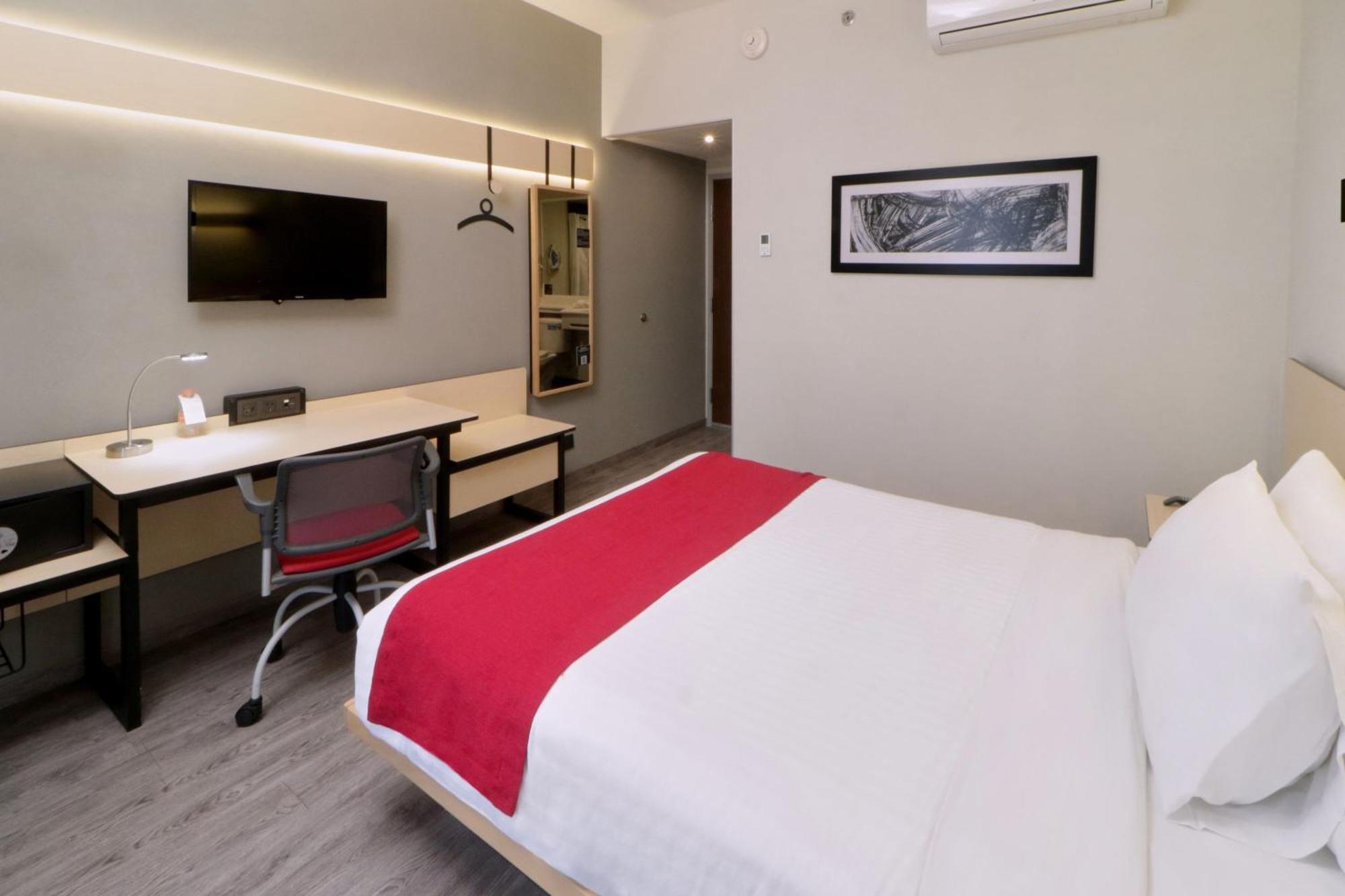 City Express Plus By Marriott Monterrey Galerias Экстерьер фото