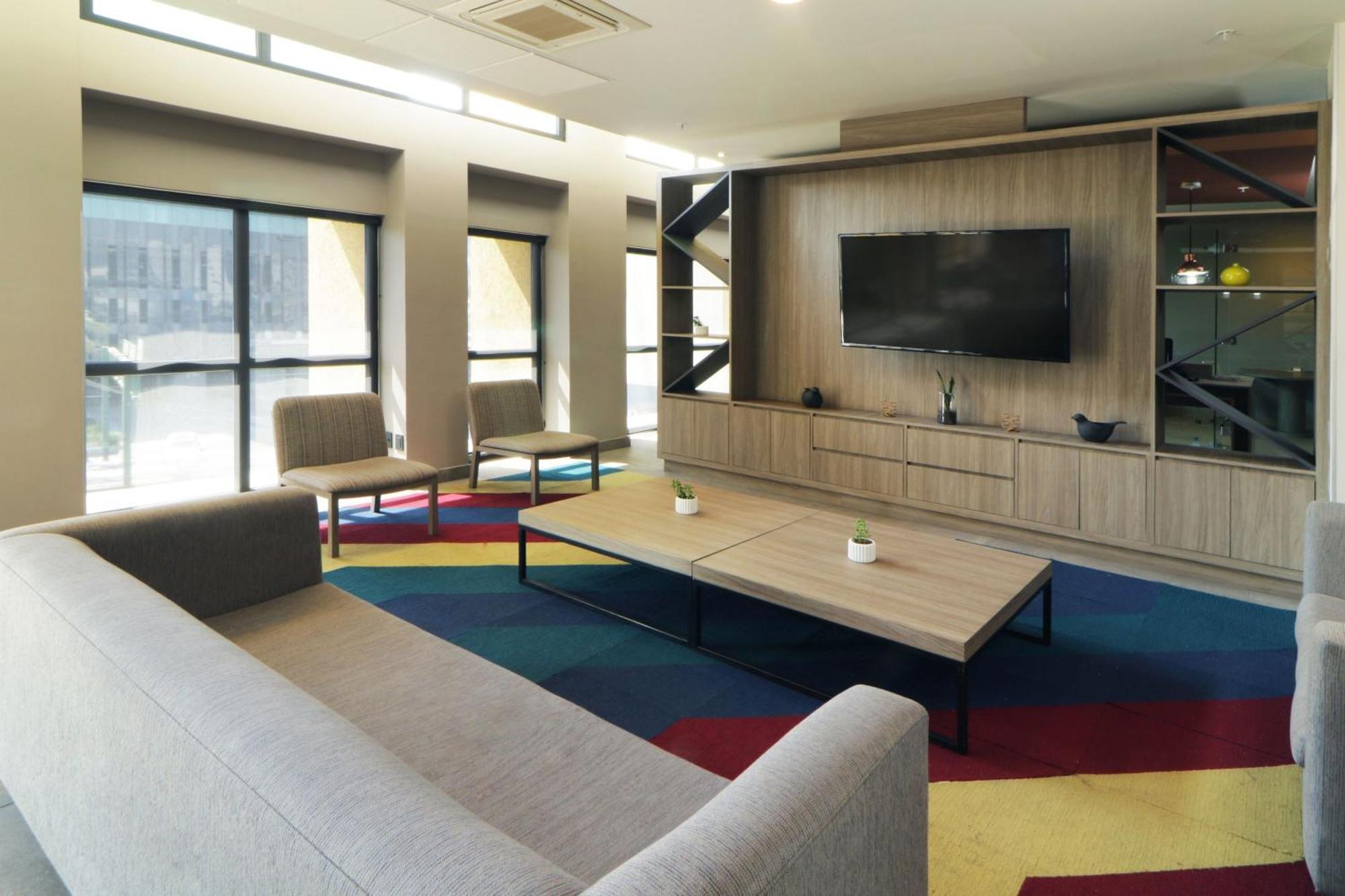 City Express Plus By Marriott Monterrey Galerias Экстерьер фото